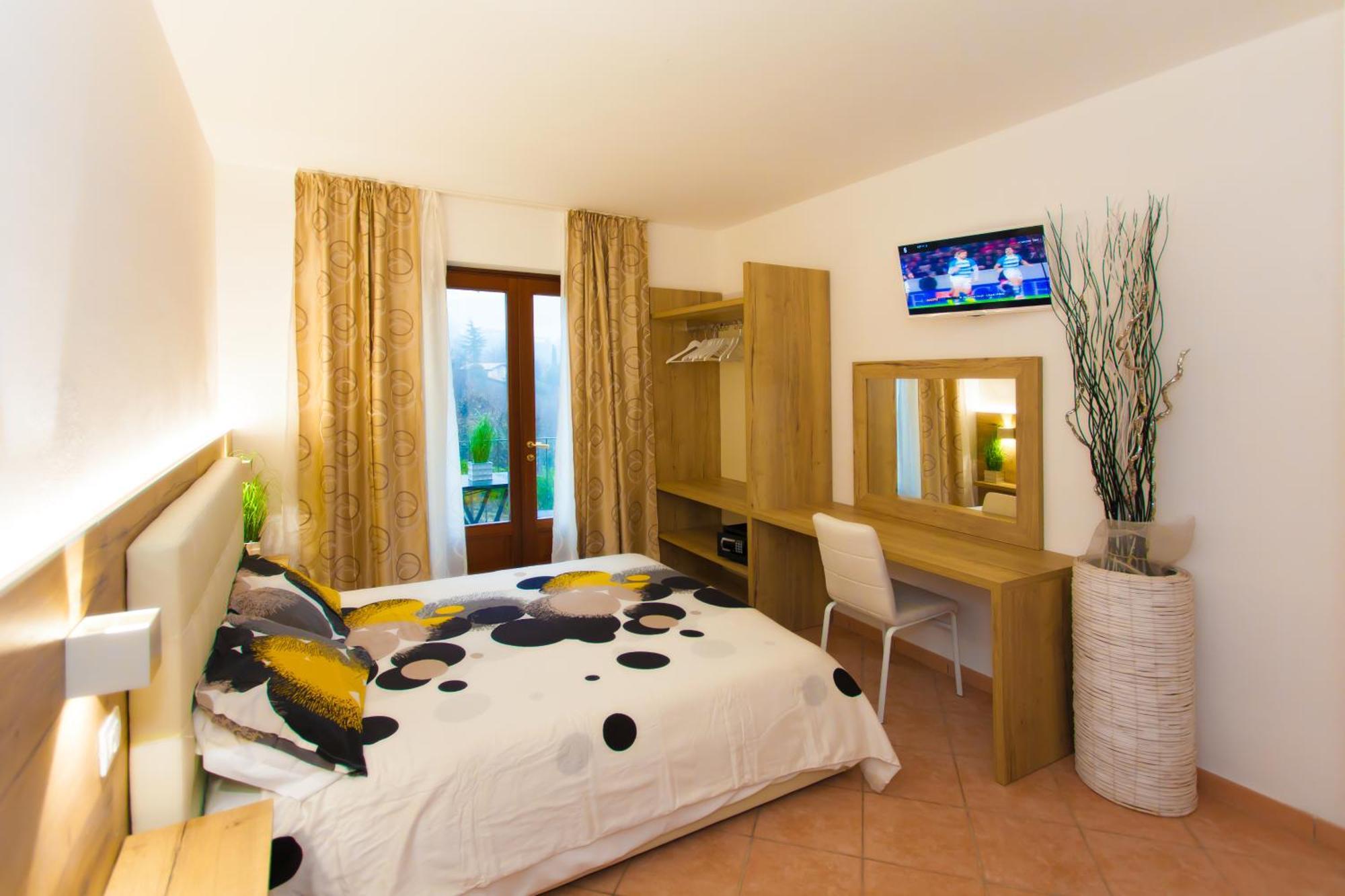 Residence Delle Rose Tremosine Exterior foto