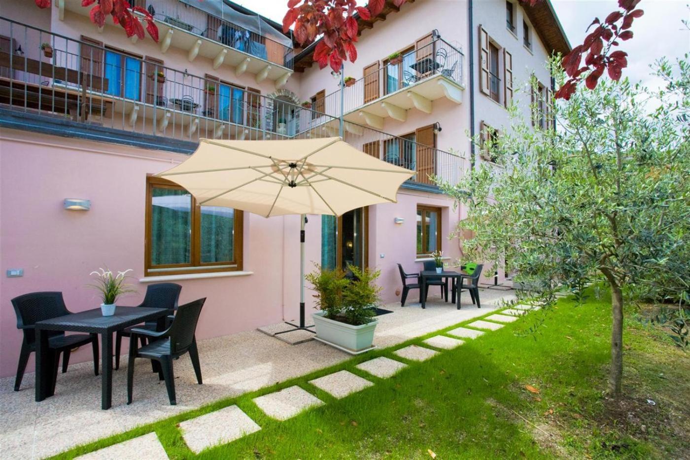 Residence Delle Rose Tremosine Exterior foto